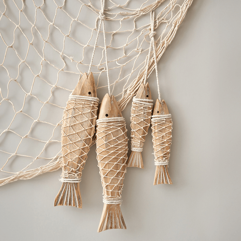2er-Set hübsche rustikale Holzfische mit 20 cm oder 32 cm – handgeschnitzte maritime Fisch-Deko im Vintage-Stil für Strandhaus, Garten & Boot - in zwei Größen