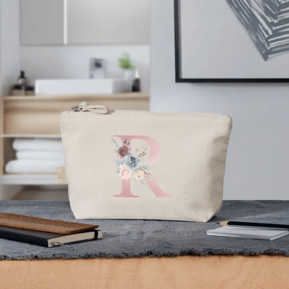happy-prints.eu - Personalisierte Tasche / Kulturtasche mit rosa Buchstaben und Blumen für den Namen - Täschchen für Mädchen und Damen aus Bio Baumwolle - Buchstabe und Motiv individualisierbar - 250 x 140 x 60 mm