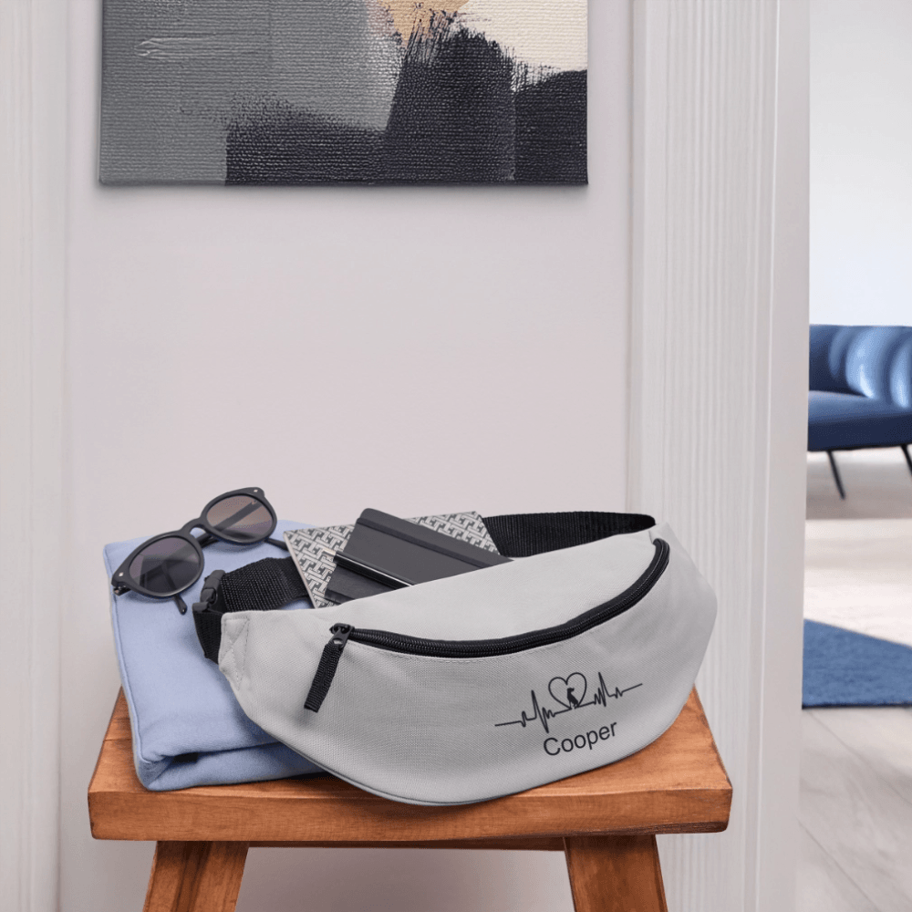 happy-prints.eu - Personalisierte Gürteltasche mit Hund in Herz und Herzschlaglinie - verschiedene Farben - Motiv, Farbe und Text easy änderbar