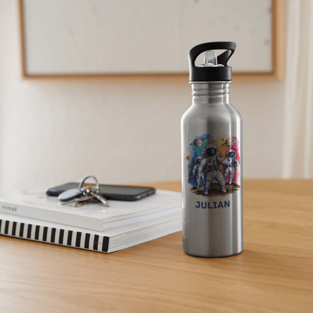 happy-prints.eu - Personalisierte Trinkflasche mit Astronauten Motiv und Name - Text und Motiv easy anpassbar