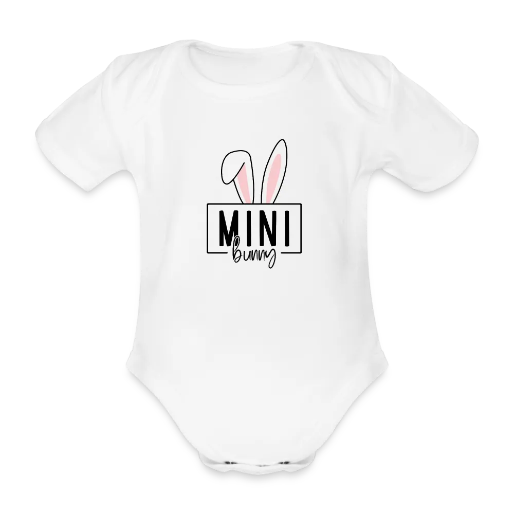 Personalisierter Baby Bio-Kurzarm-Body für Mädchen mit Osterhasen Ohren und "Mini Bunny" für Ostern - in vielen Farben und Größen - Motiv und Text individualisierbar - Weiß