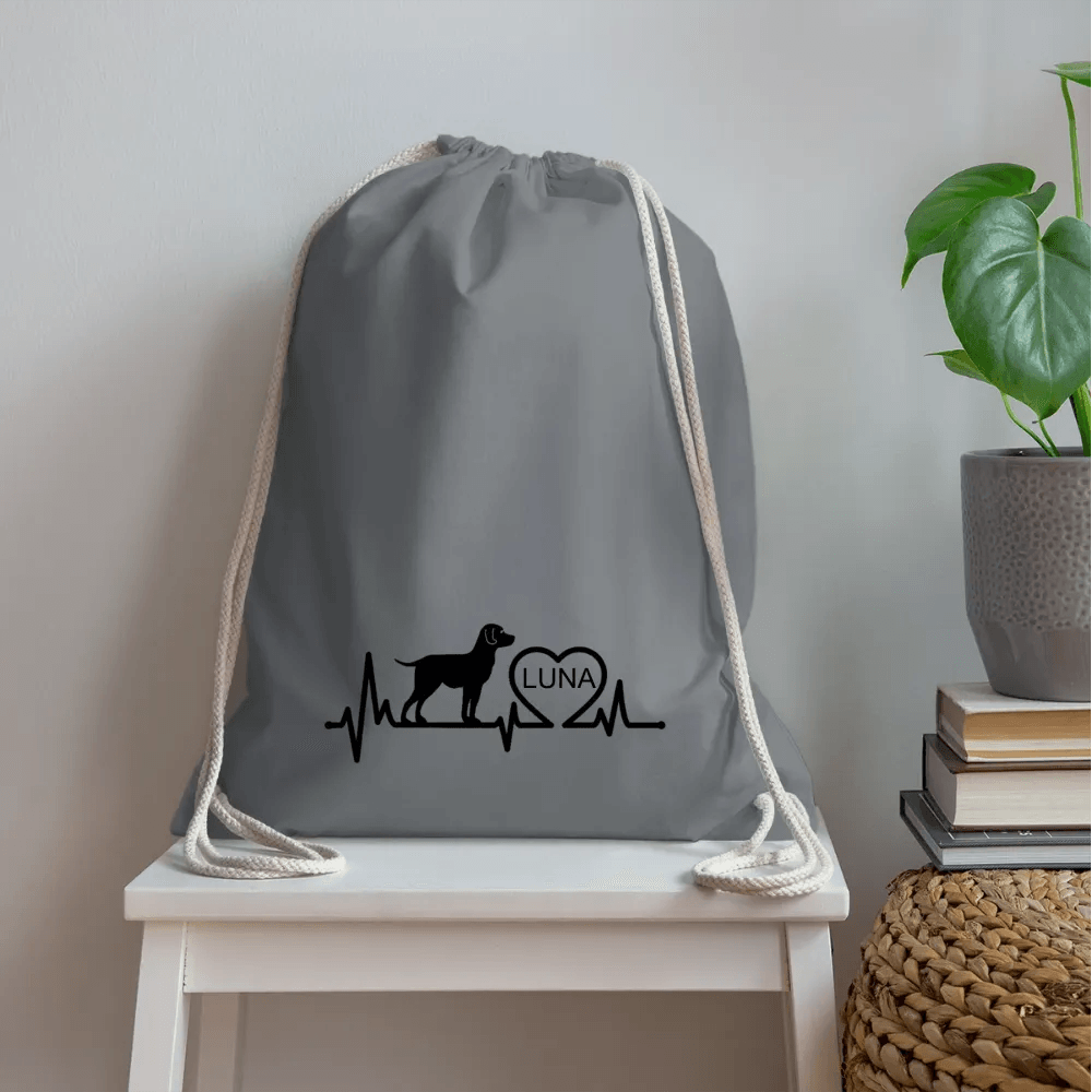 happy-prints.eu - Personalisierter Turnbeutel mit Hund, Herz und Herschschlaglinie - Text, Bild, Motiv und Farbe individualisierbar
