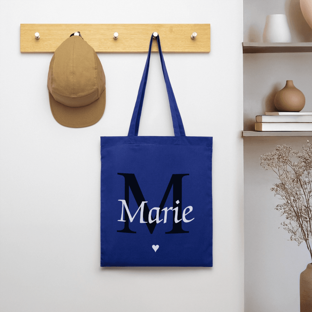 happy-prints.eu - Personalisierte Jute Stofftasche mit Initiale und Name in minimalistischem Design - Produkt, Text und Motiv easy änderbar