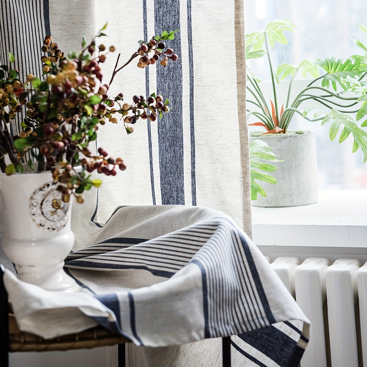 1 Stk. hübscher maritimer Vorhang mit Streifen in Marineblau – gewebter Oxford-Stoff, modernes Design, viele Längen