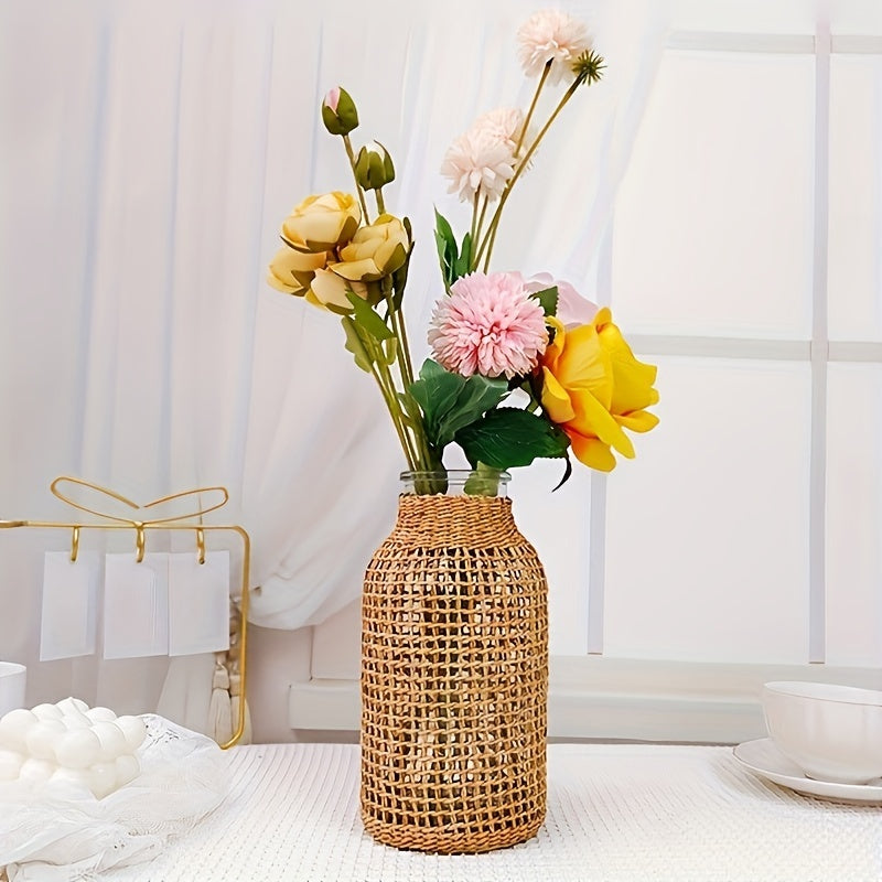 Bezaubernde dekorative Boho Blumenknospen-Vase im Rattan-Netz-Mantel in beige, 16 cm oder 20 cm hoch