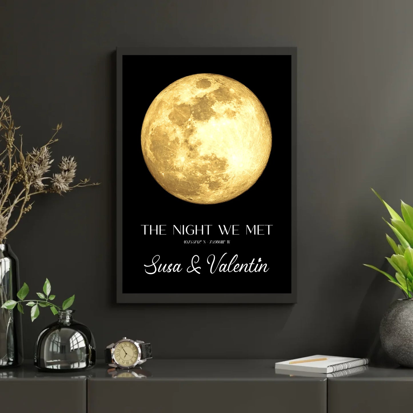 Personalisierte Mondkarte auf schwarz - Persönliche Koordinaten nach Ort und Datum - Mond in blau, silber und gold verfügbar - Design kann individuell angepasst werden -