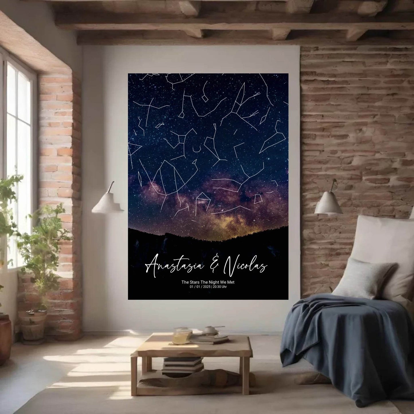happy-prints.eu - Personalisierte Sternenkarte mit Gebirge bei Nacht mit Name, Spruch, Datum und Uhrzeit auf schwarz - verschiedene Größen für Poster oder mit Rahmen