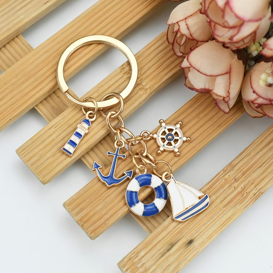 Sommerlicher Schlüsselanhänger im maritimen Stil – 8,2cm hoher Anhänger mit Anker, Rettungsring & Leuchtturm aus hochwertiger Legierung