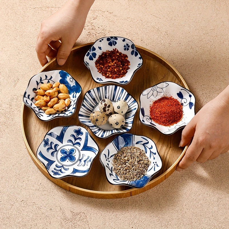 6-teiliges Pflaumenblüten-Keramik-Saucenschalen-Set – Sechseckige Gewürzteller aus Porzellan, Ø 10,5 cm, Blau-weiß im traditionellen Design