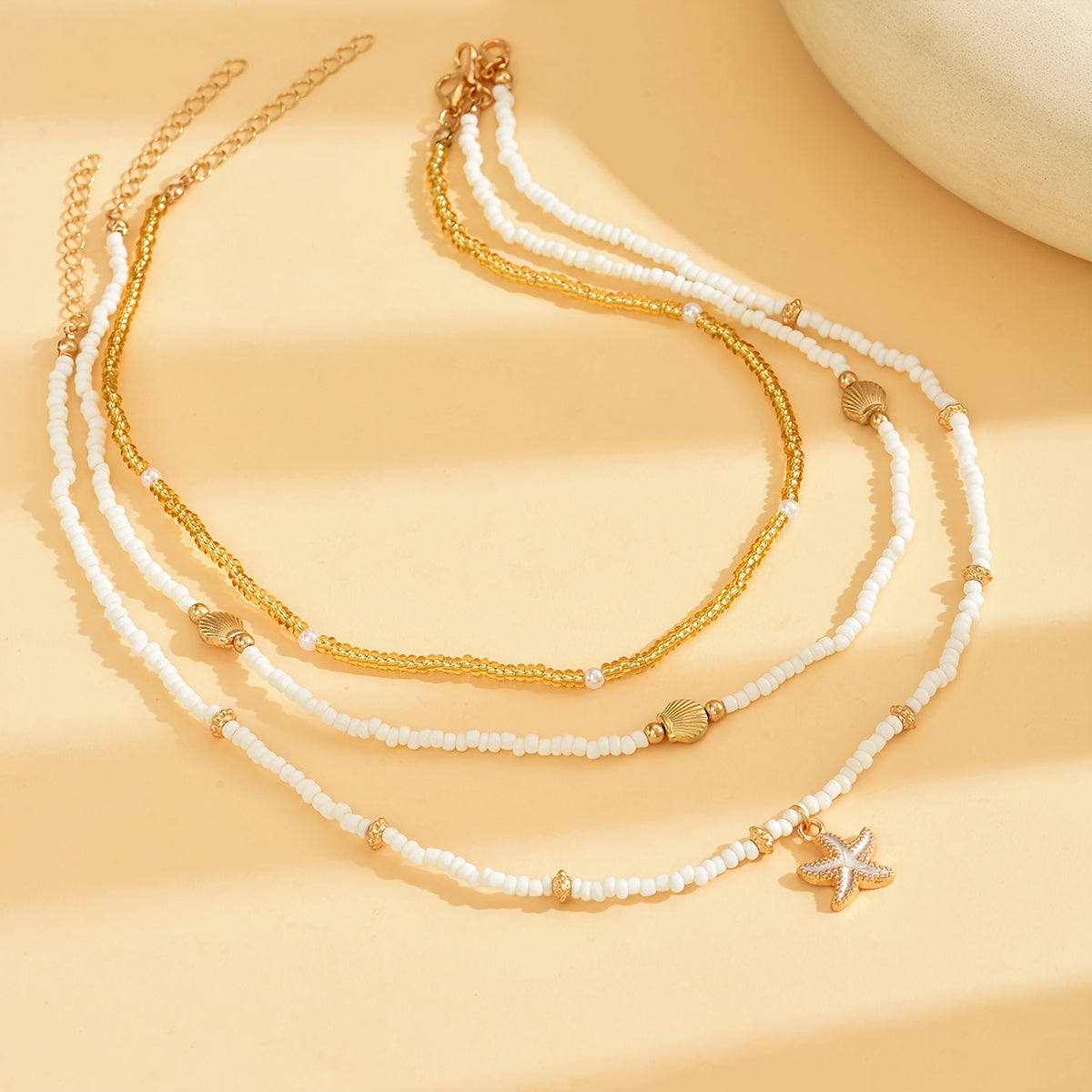 3-teiliges Damen-Halsketten-Set mit Perlen, Muscheln & Seestern in Weiß und Gold – sommerlicher Maritimer Stil für viele schöne Anlässe