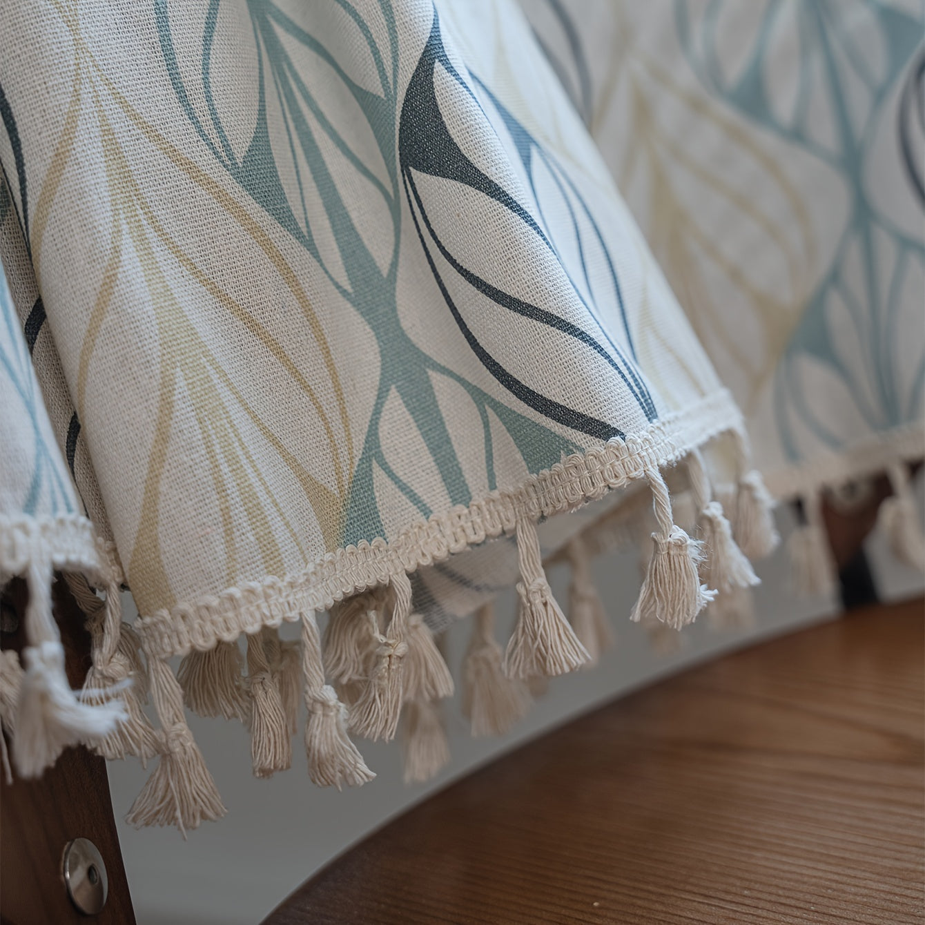 1 Stück Boho Vorhang mit Blattmuster & Quasten – Halbtransparenter Dekovorhang für Wohnzimmer & Schlafzimmer, in 10 Größen