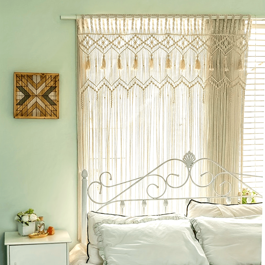 Wunderschöner Makramee-Vorhang – Handgefertigte Boho-Dekoration für Fenster, Türen & mehr, 130×178 cm, halbtransparent, 100 % Baumwolle