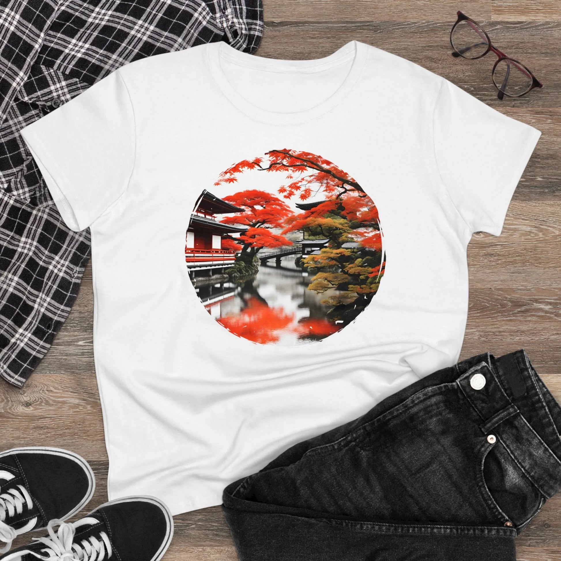Damen Rundhals Shirt mit modernem Print - Abstrakte Landschaft in Japan - tailliertes Kurzarm T-Shirt für Frauen - auch in großen Größen - 100% Baumwolle - 180 g/m² -