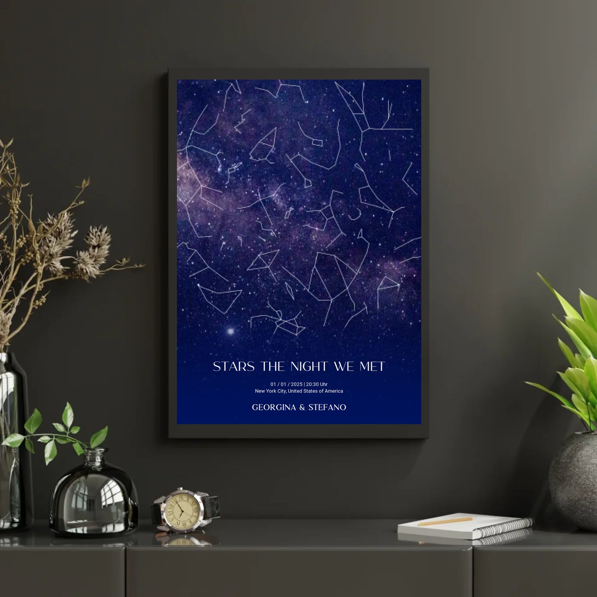 Sternenkarte im Allover Print mit lila, blau und weiß -