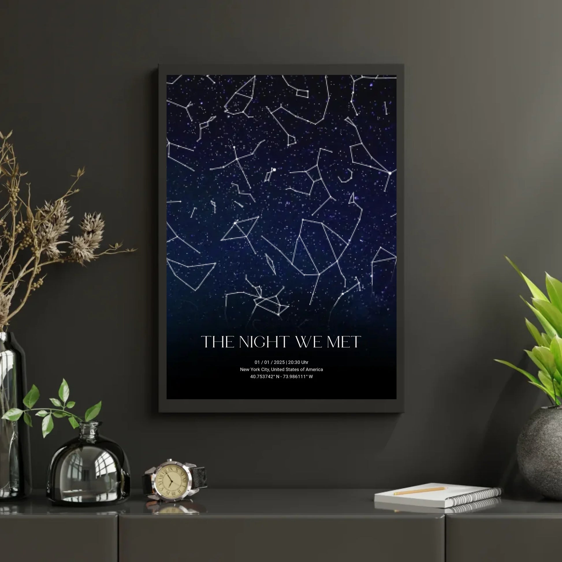 Personalisierte Nacht Sternenkarte mit blau und schwarz - verschiedene Größen für Poster oder mit Rahmen -