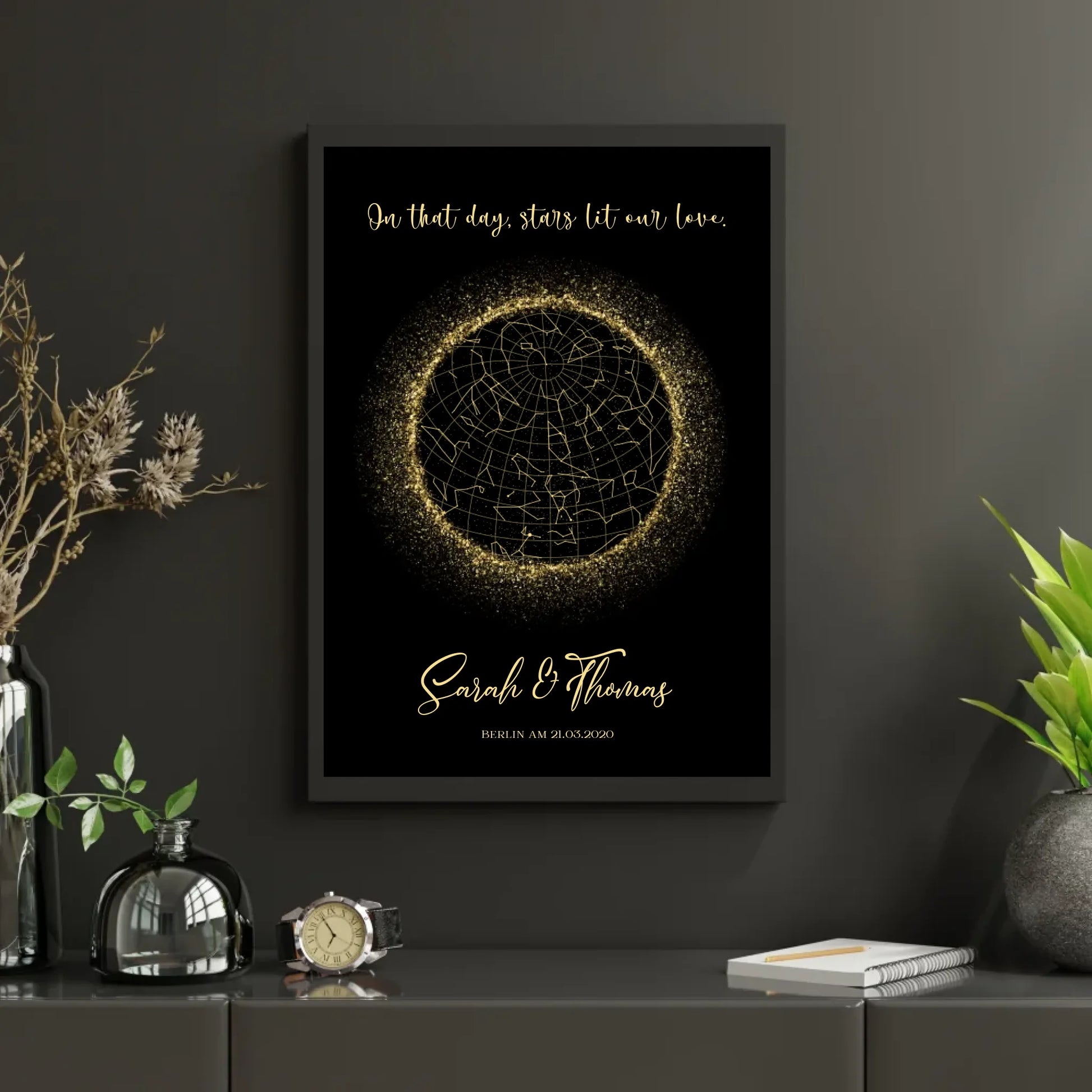 Personalisierte Sternenkarte in gold schwarz - An diesem Tag erleuchteten Sterne unsere Liebe. -