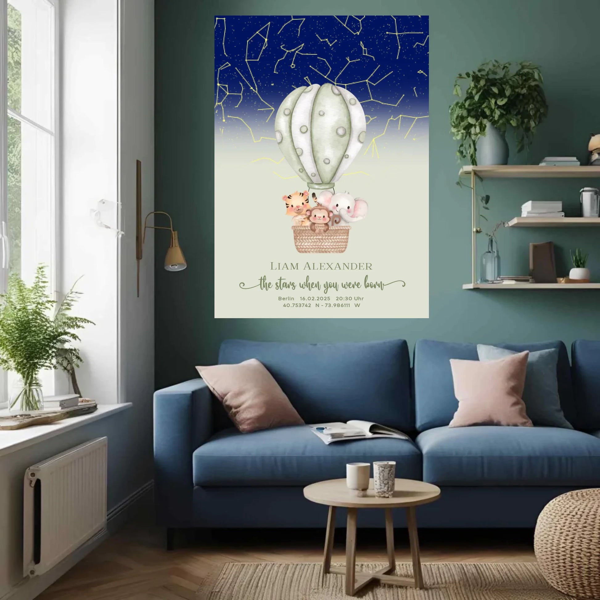 Personalisierte Sternenkarte mit Löwe, Zebra und Giraffe im Heißluftballon auf salbei mit blau - ein tolles Geschenk zur Geburt -