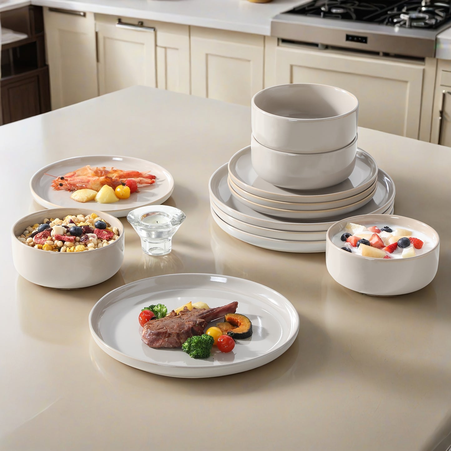 12-teiliges Steingutgeschirr-Set „Glanz & Genuss“ – Klassisches Service mit Teller, Dessertteller & Müslischalen für 4 Personen, Glatte Oberfläche & Stapelbar