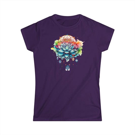 Tailliertes Damen Kurzarm T-Shirt mit Aufdruck – Frauen Shirt mit Yoga Blumen Motiv - 100% Baumwolle - 153 g/m² - auch in großen Größen – in vielen Farben - Purple