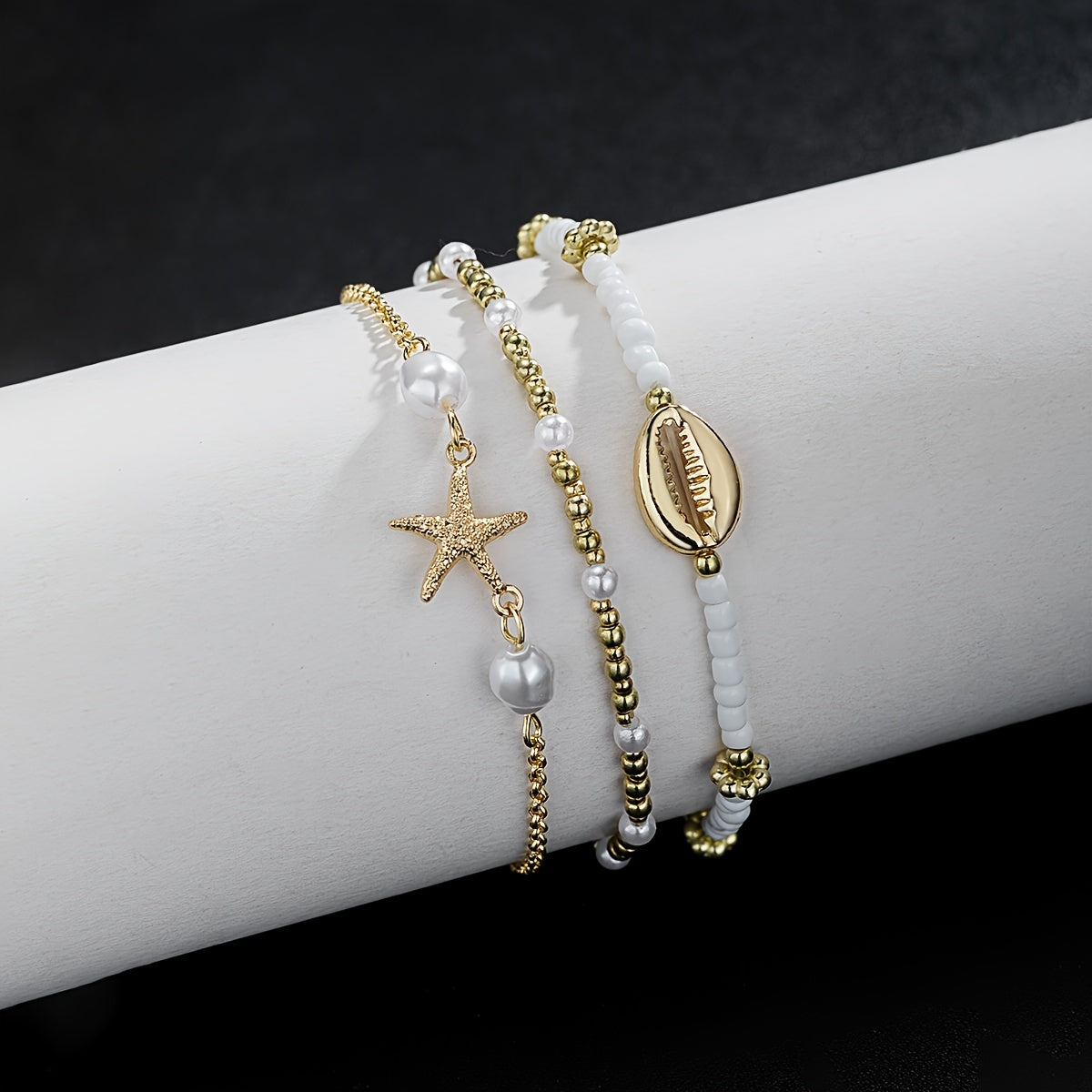 3-teiliges Damen Fußkettchen Set im Boho-Strandstil mit Muscheln & Seestern in Gold und Weiß - sommerlicher Schmuck für perfekte Urlaubstimmung