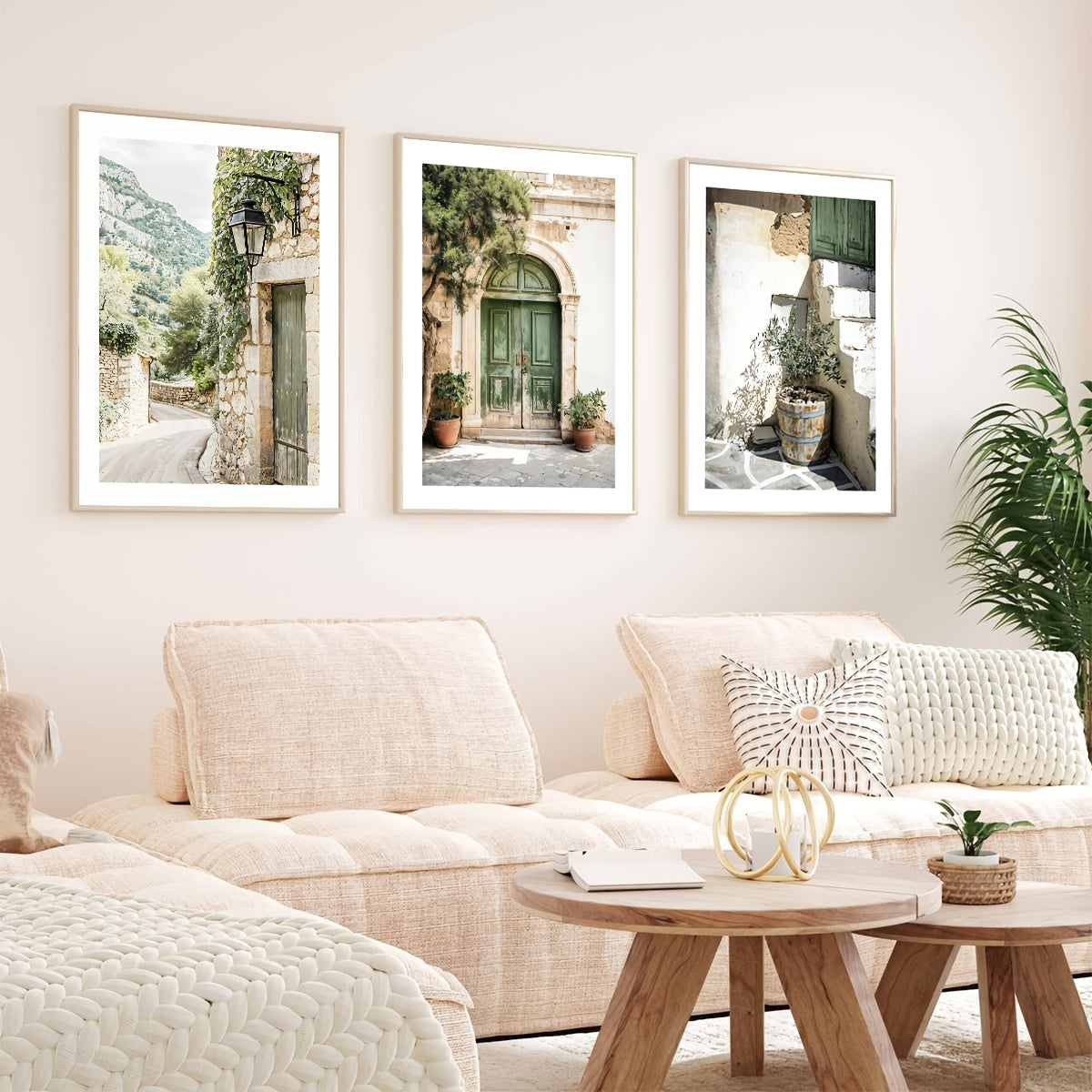 3-teiliges Boho Leinwand Poster Set mit Olivenbaum & Türen in angesagten Grün-, Grau- und Braun-Töne  – sommerliche mediterane Wandkunst ohne Rahmen