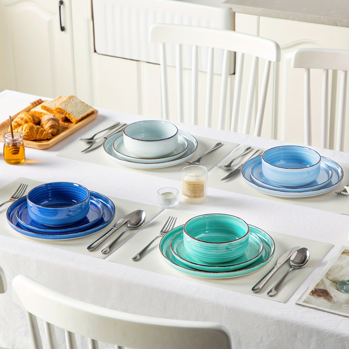 Wunderschönes 12-teiliges Steingut-Tafelservice in den Farben des Meeres - Blau und Mint – Handbemaltes Geschirr für 4 Personen mit Speiseteller, Dessertteller & Müslischale